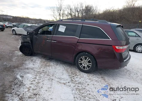 2011 Honda Odyssey Ex-L из США, поврежденный, VIN 5FNRL5H63BB065353